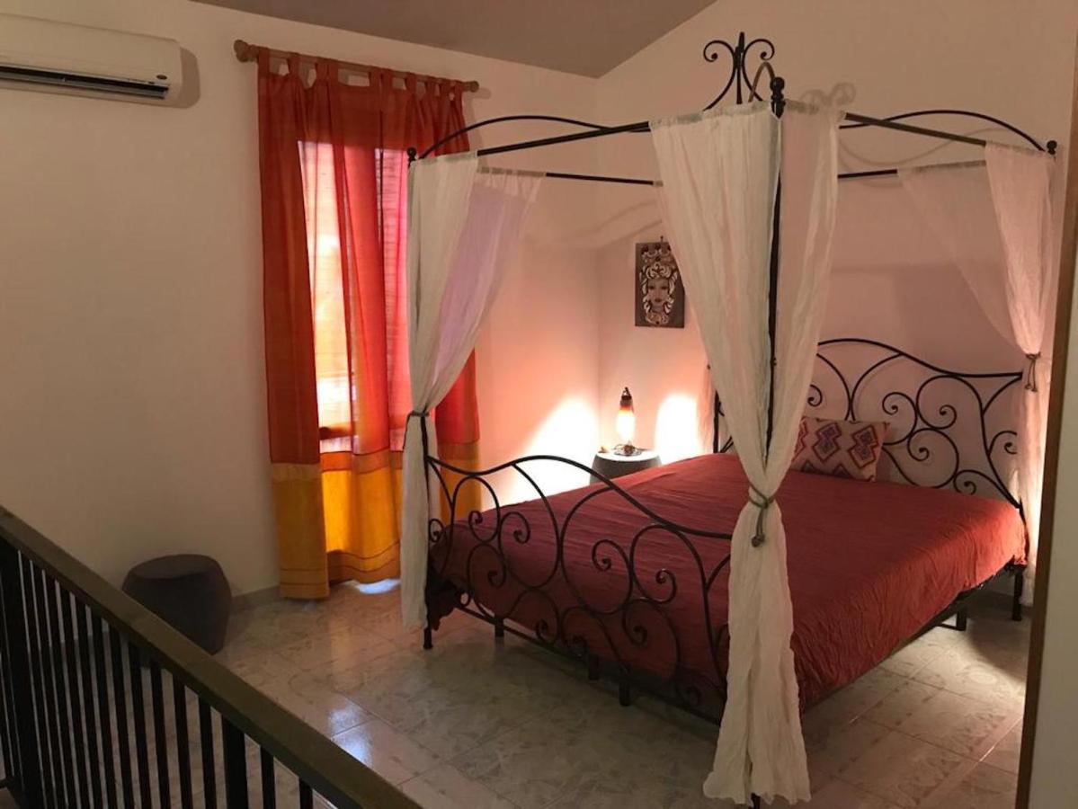 Tuttifrutti Holiday Acireale Kültér fotó