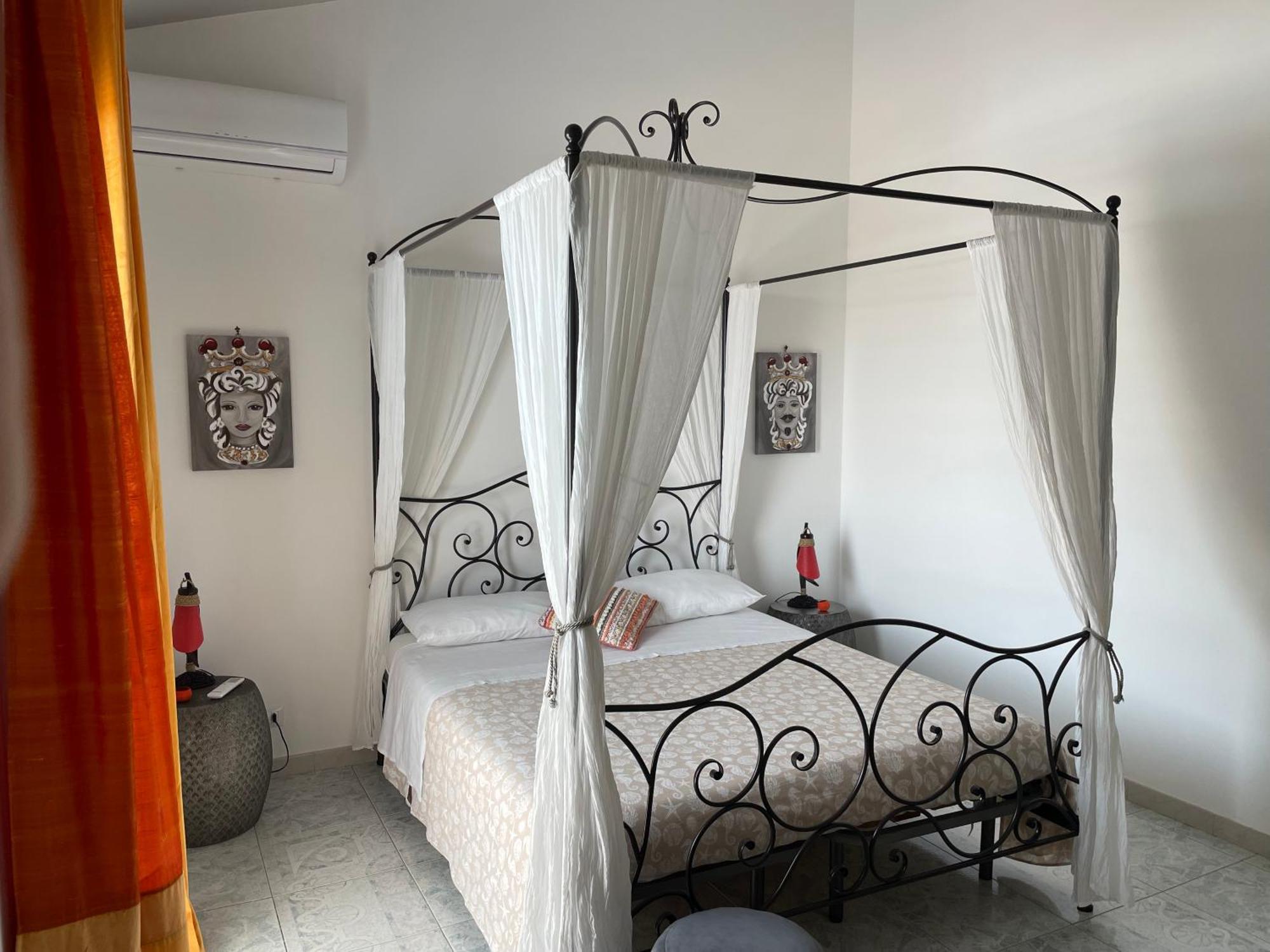 Tuttifrutti Holiday Acireale Kültér fotó